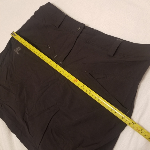 Salomon Wayfarer Skirt with Attached Shorts Outdoor Camping and Hiking Skort - Picture 12 of 13